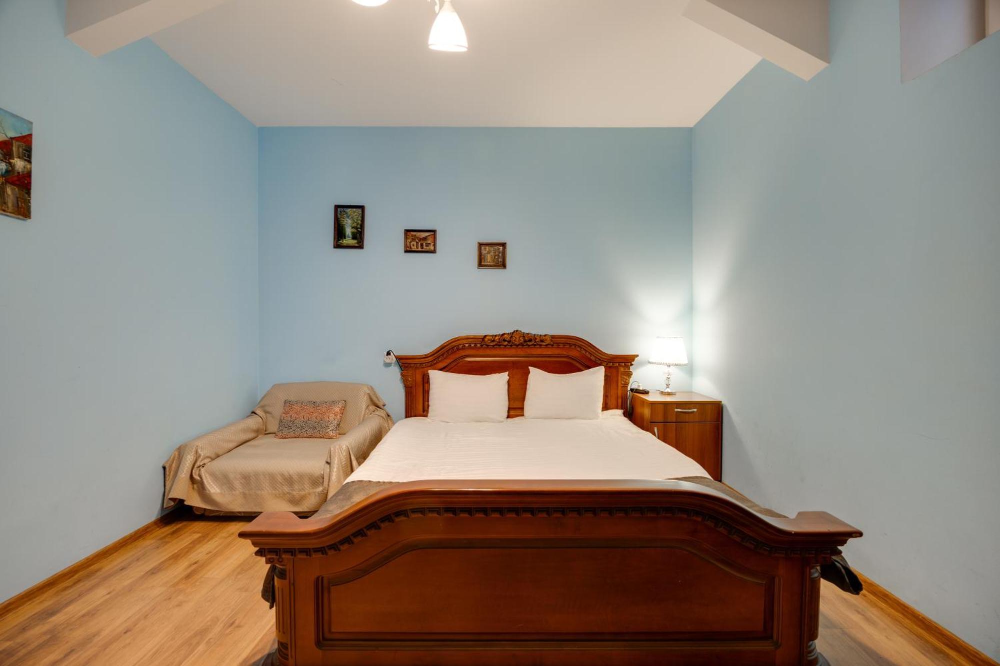 Rustaveli Two Bedroom Apartment With 5 Star Location Tbilissi Extérieur photo
